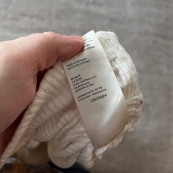 Casey Mock Neck Top
FREE PEOPLE size L - Picture 5 of 5